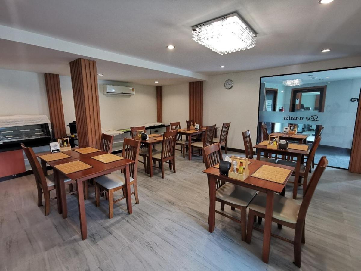 Hotel De Wualai Chiang Mai Exteriör bild